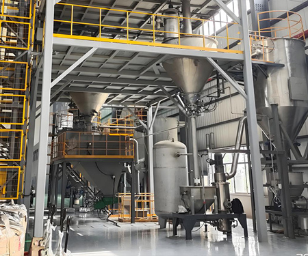 破局多孔碳粉碎機痛點！濰坊精華粉體設(shè)備，護孔增效雙在線